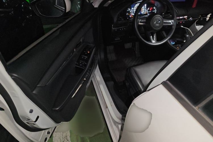 Used Mazda 3 Axela 2020 2.0L Automatic Zhiya Edition Driver Seat