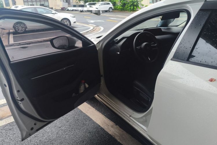 Used Mazda 3 Axela 2020 2.0L Automatic Zhiya Edition Driver Seat