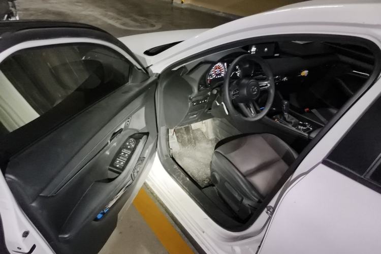 Used Mazda 3 Axela 2020 2.0L Automatic Zhiya Edition Driver Seat