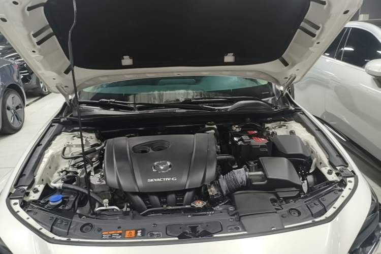 Used Mazda 3 Axela 2020 2.0L Automatic Zhiya Edition Engine Bay