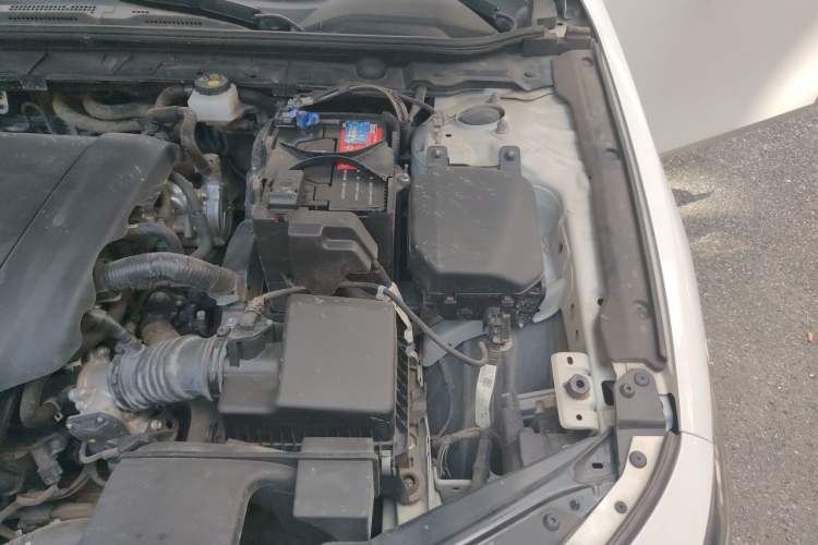 Used Mazda 3 Axela 2020 1.5L Automatic ZhiMei Edition Engine Bay Left