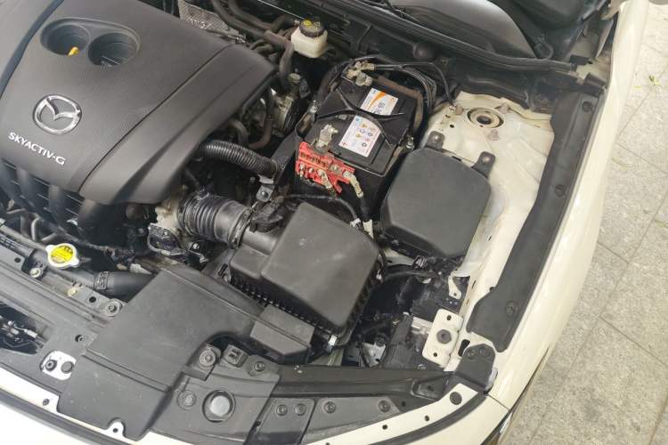 Used Mazda 3 Axela 2020 2.0L Automatic Zhiya Edition Engine Bay Left