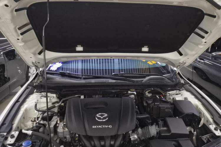 Used Mazda 3 Axela 2020 1.5L Automatic ZhiMei Edition Engine Bay