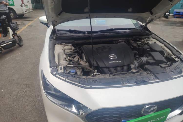 Used Mazda 3 Axela 2020 2.0L Automatic ZhiXuan Edition Engine Bay Right