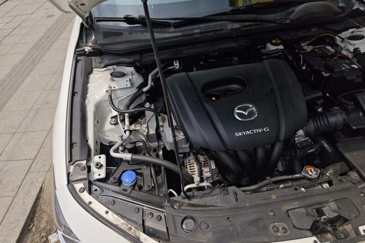 Used Mazda 3 Axela 2020 1.5L Automatic ZhiMei Edition Engine Bay Right