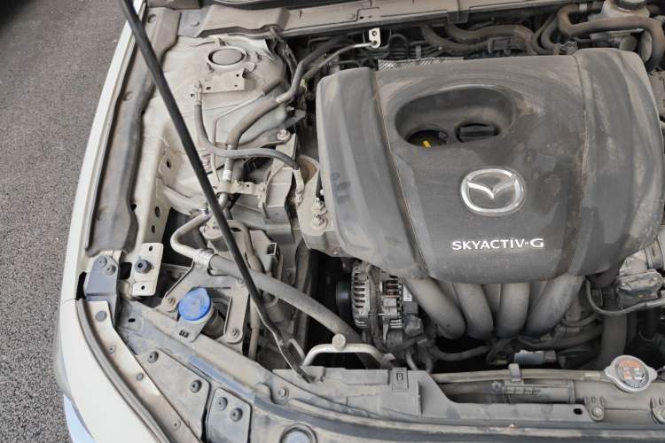 Used Mazda 3 Axela 2020 1.5L Automatic ZhiMei Edition Engine Bay Right