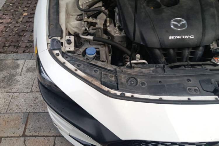 Used Mazda 3 Axela 2020 2.0L Automatic ZhiXuan Edition Engine Bay Right