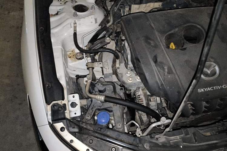 Used Mazda 3 Axela 2020 2.0L Automatic ZhiXuan Edition Engine Bay Right