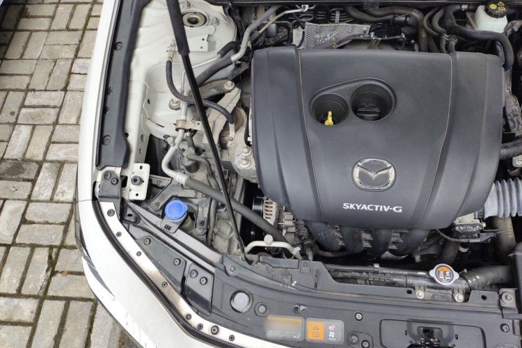 Used Mazda 3 Axela 2020 2.0L Automatic ZhiXuan Edition Engine Bay Right