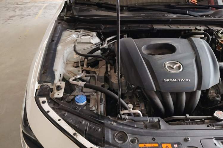 Used Mazda 3 Axela 2020 1.5L Manual ZhiMei Edition Engine Bay Right