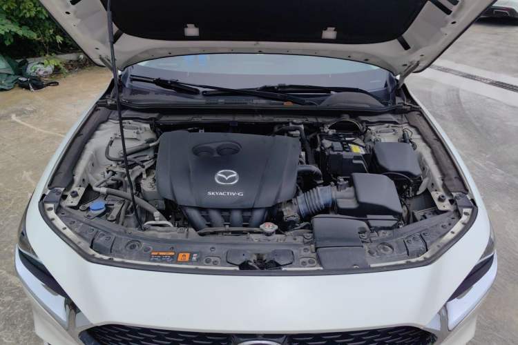 Used Mazda 3 Axela 2020 2.0L Automatic Zhiya Edition Engine Bay