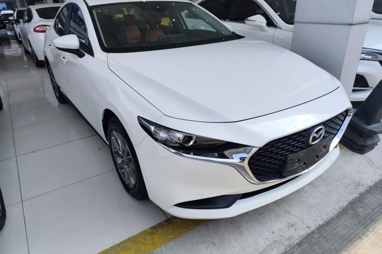 Used Mazda 3 Axela 2020 1.5L Automatic ZhiMei Edition Exterior 1