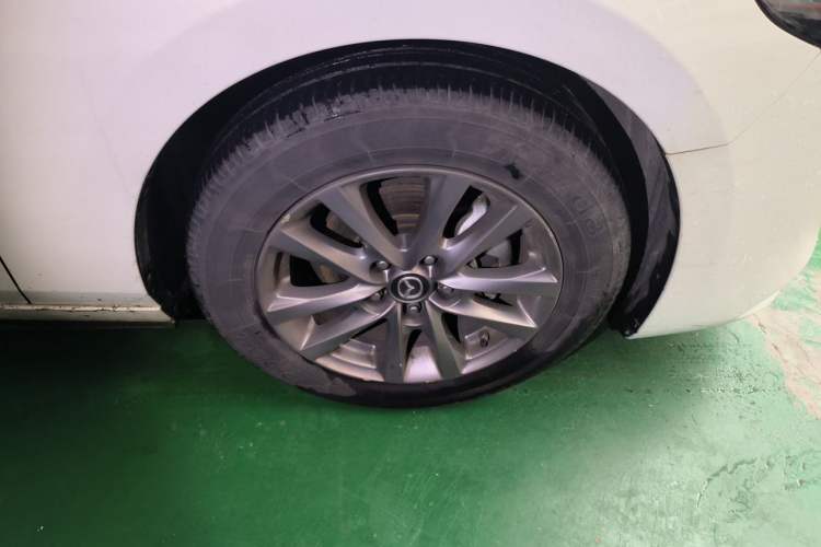 Used Mazda 3 Axela 2020 1.5L Automatic ZhiMei Edition Exterior 1