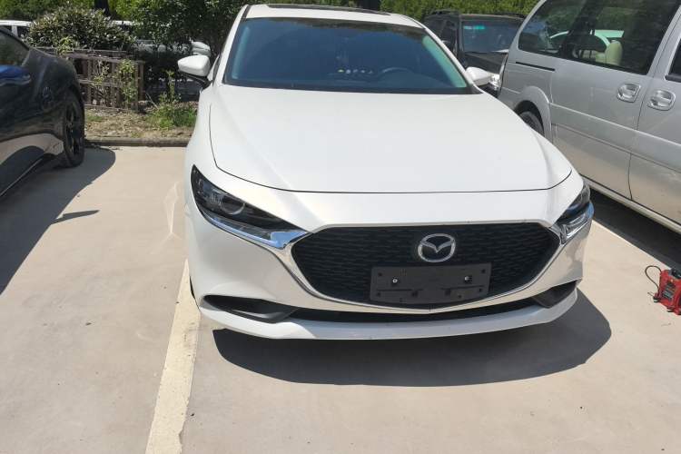 Used Mazda 3 Axela 2020 1.5L Automatic Zhiyue Sunroof Version Exterior 1
