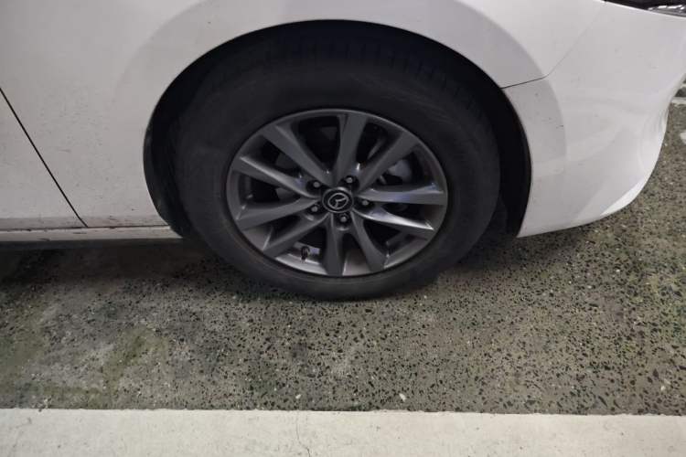 Used Mazda 3 Axela 2020 1.5L Automatic ZhiMei Edition Exterior 1