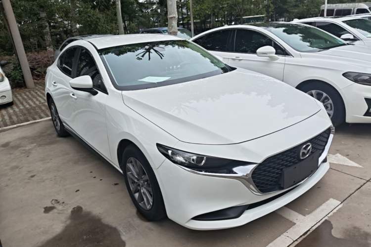 Used Mazda 3 Axela 2020 1.5L Automatic ZhiMei Edition Exterior 1