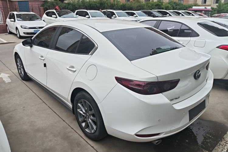 Used Mazda 3 Axela 2020 1.5L Automatic ZhiMei Edition Exterior 2