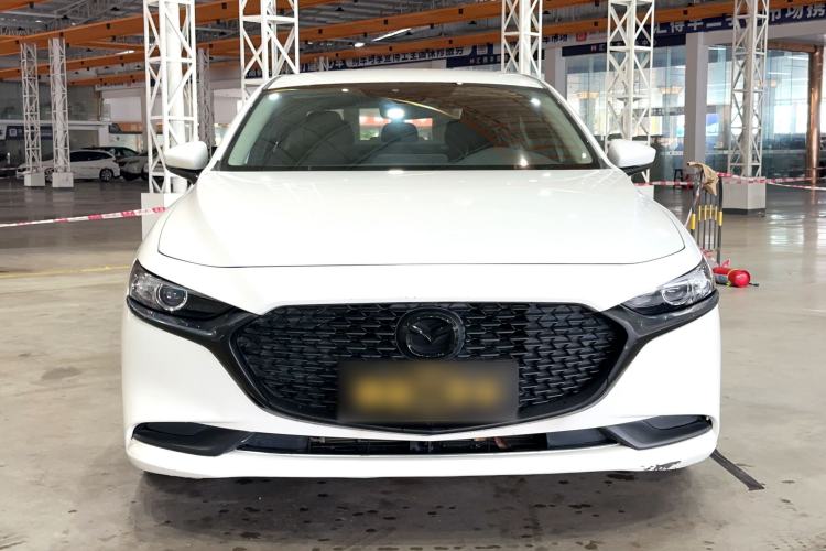 Used Mazda 3 Axela 2020 1.5L Automatic ZhiMei Edition Exterior 3