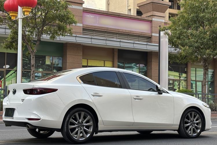 Used Mazda 3 Axela 2020 2.0L Automatic Zhiya Edition Exterior 3