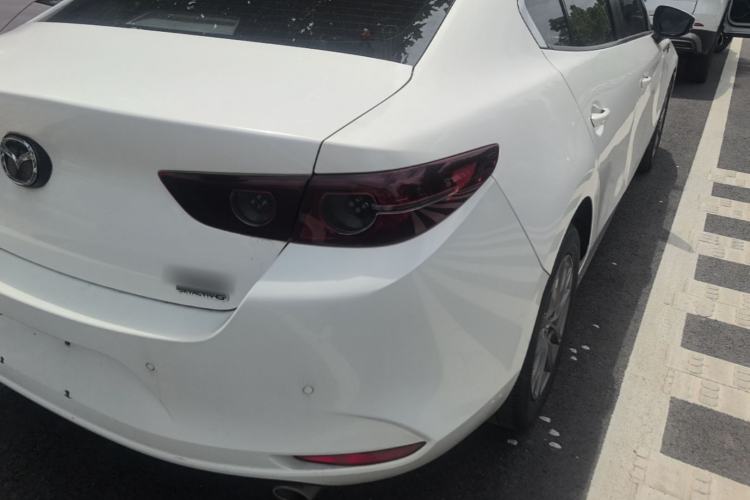 Used Mazda 3 Axela 2020 1.5L Automatic ZhiMei Edition Exterior 3