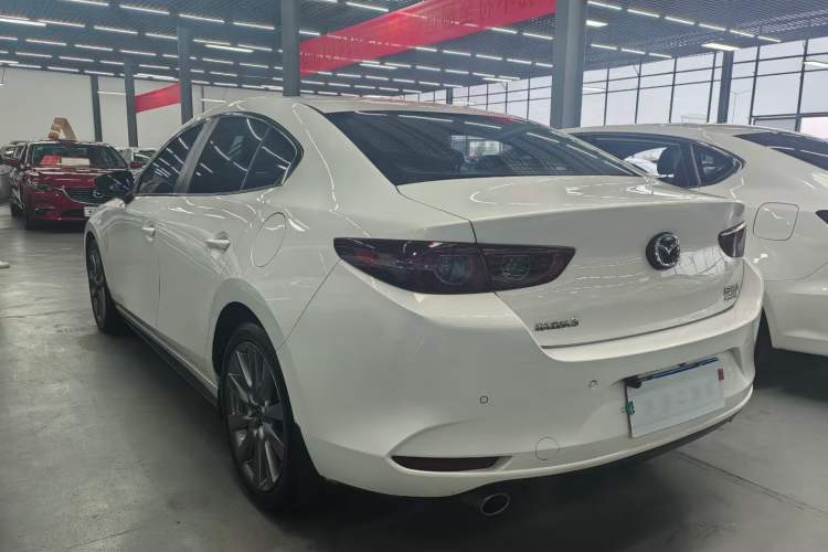 Used Mazda 3 Axela 2020 2.0L Automatic Zhiya Edition Exterior 3