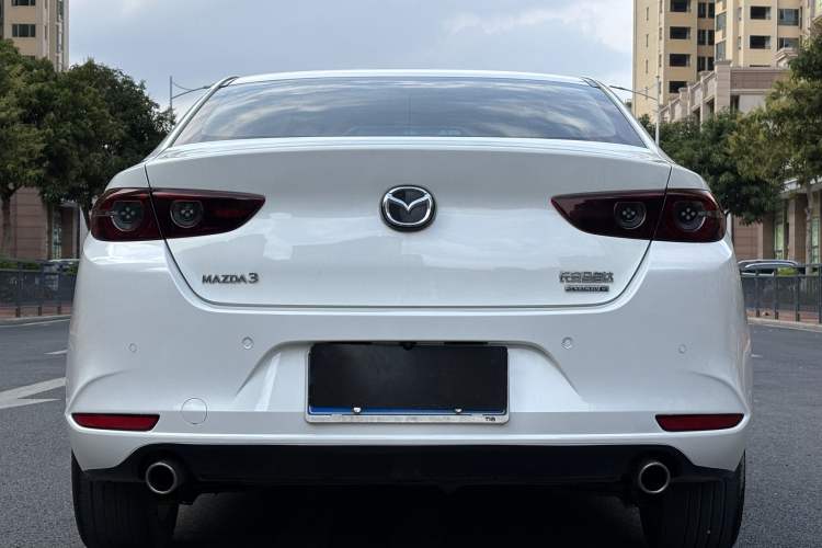 Used Mazda 3 Axela 2020 2.0L Automatic Zhiya Edition Exterior 4