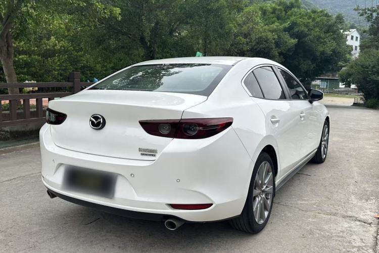 Used Mazda 3 Axela 2020 2.0L Automatic Zhiya Edition Exterior 4