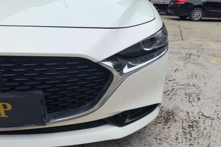 Used Mazda 3 Axela 2020 2.0L Automatic Zhiya Edition Exterior 5
