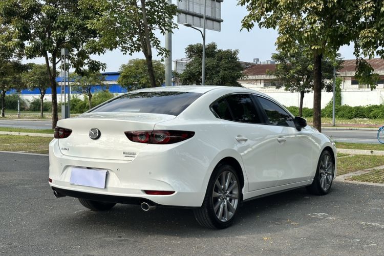 Used Mazda 3 Axela 2020 2.0L Automatic Zhiya Edition Exterior 6