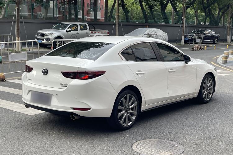 Used Mazda 3 Axela 2020 2.0L Automatic Zhiya Edition Exterior 7