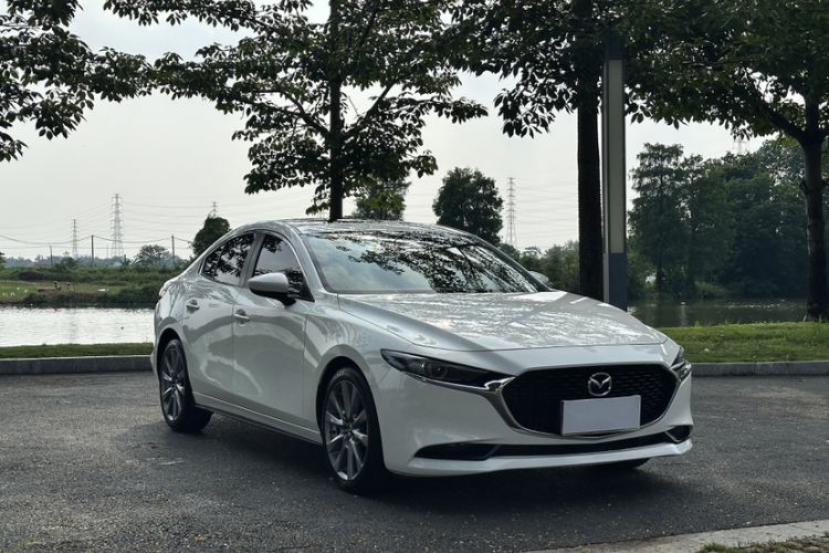 Used Mazda 3 Axela 2020 2.0L Automatic Zhiya Edition Exterior 7