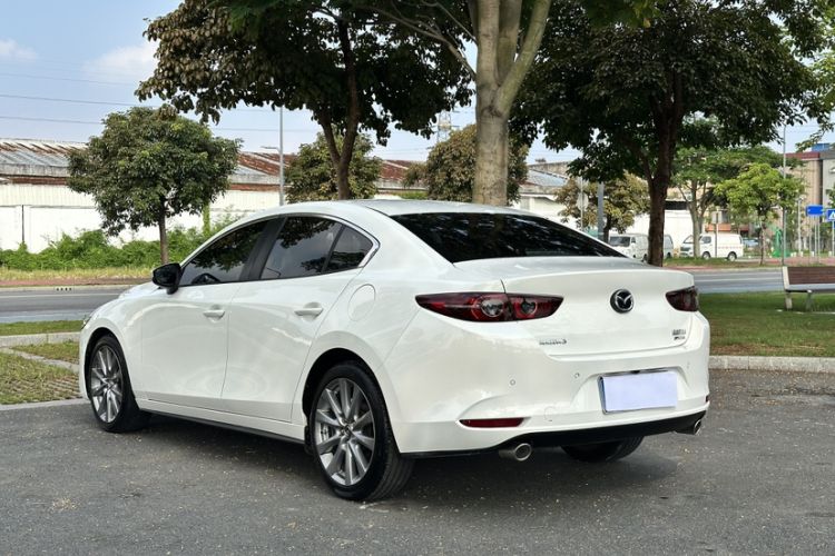 Used Mazda 3 Axela 2020 2.0L Automatic Zhiya Edition Exterior 8