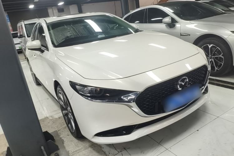 Used Mazda 3 Axela 2020 2.0L Automatic Zhiya Edition Front Right 45 Deg