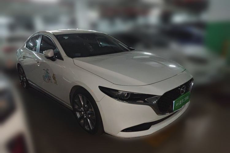Used Mazda 3 Axela 2020 2.0L Automatic ZhiXuan Edition Front Right 45 Deg