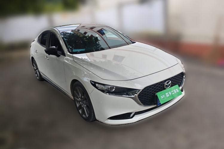 Used Mazda 3 Axela 2020 2.0L Automatic Zhiya Edition Front Right 45 Deg