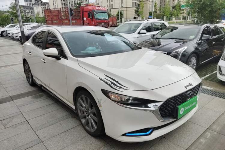 Used Mazda 3 Axela 2020 2.0L Automatic Zhiya Edition Front Right 45 Deg