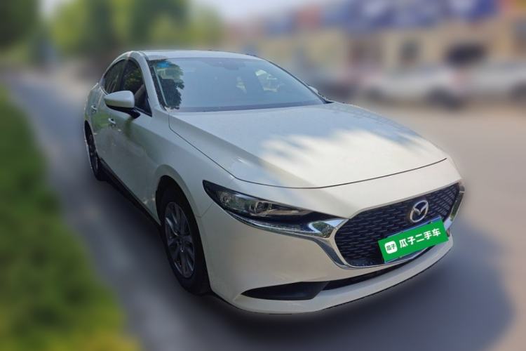 Used Mazda 3 Axela 2020 1.5L Automatic ZhiMei Edition Front Right 45 Deg