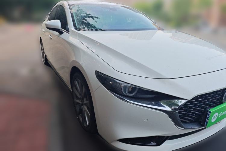 Used Mazda 3 Axela 2020 2.0L Automatic ZhiZun Edition Front Right 45 Deg
