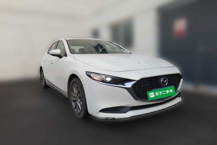 Used Mazda 3 Axela 2020 1.5L Automatic ZhiMei Edition Front Right 45 Deg