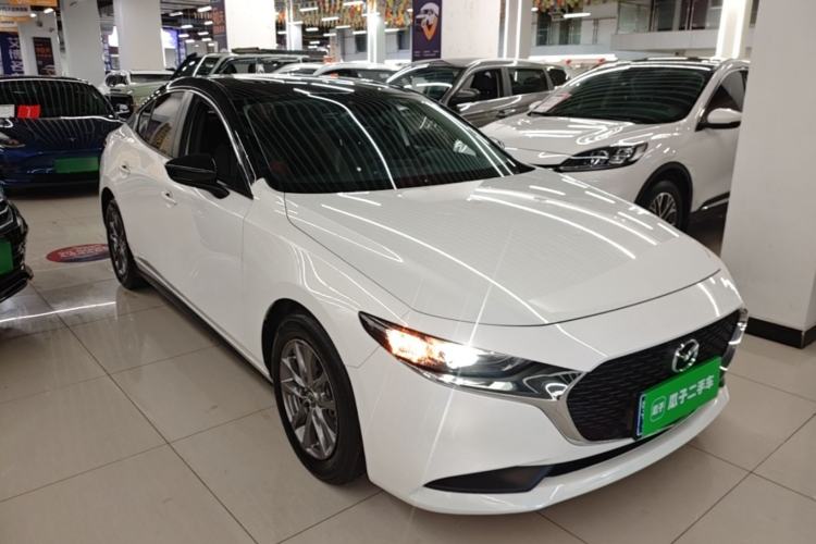 Used Mazda 3 Axela 2020 1.5L Automatic Luxury Version Front Right 45 Deg