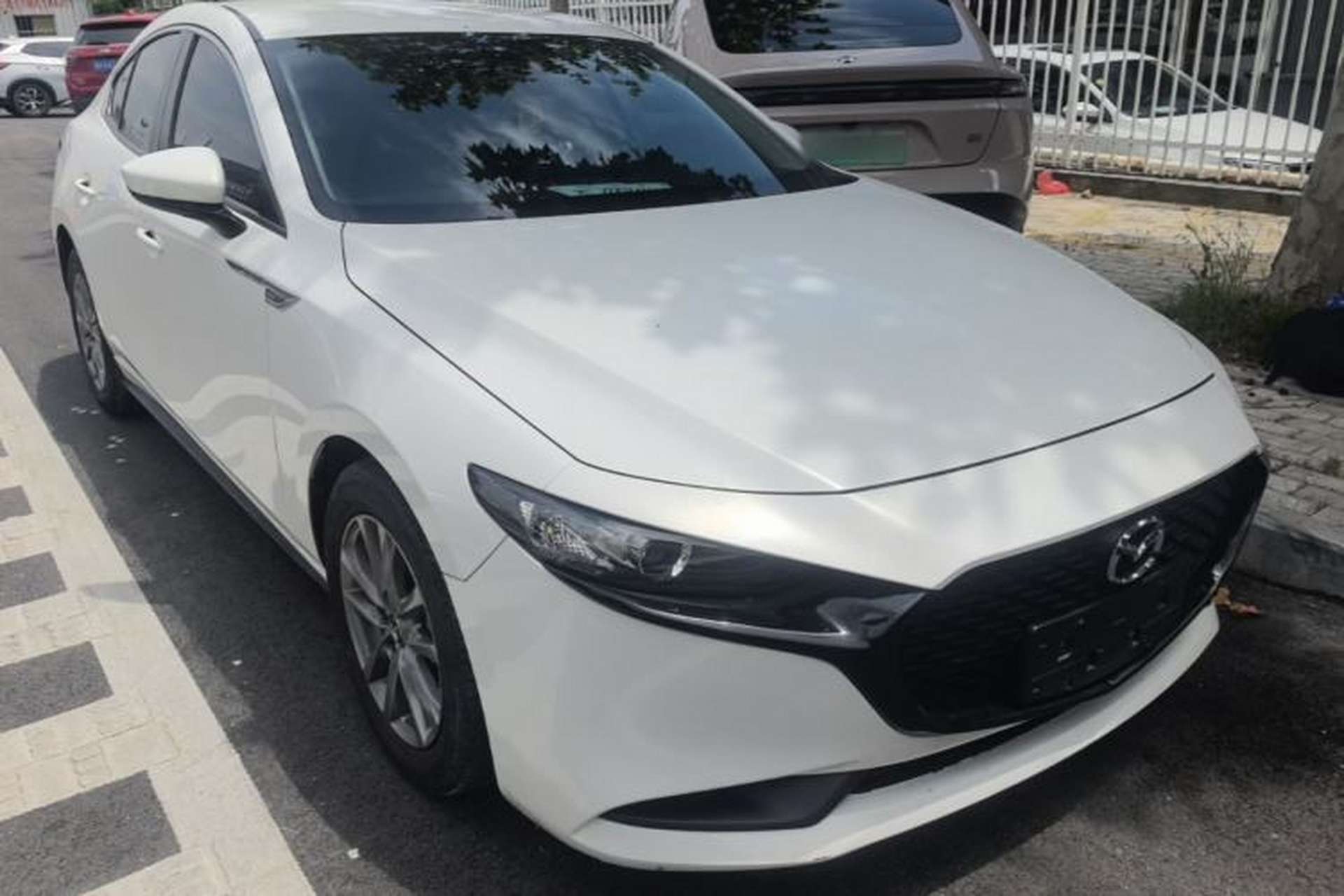 Used Mazda 3 Axela 2020 1.5L Automatic ZhiMei Edition Front Right 45 Deg