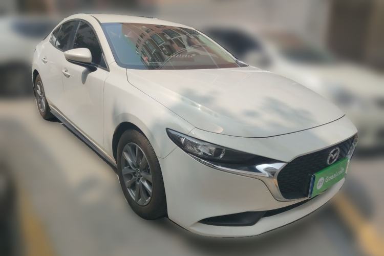 Used Mazda 3 Axela 2020 1.5L Automatic ZhiMei Edition Front Right 45 Deg