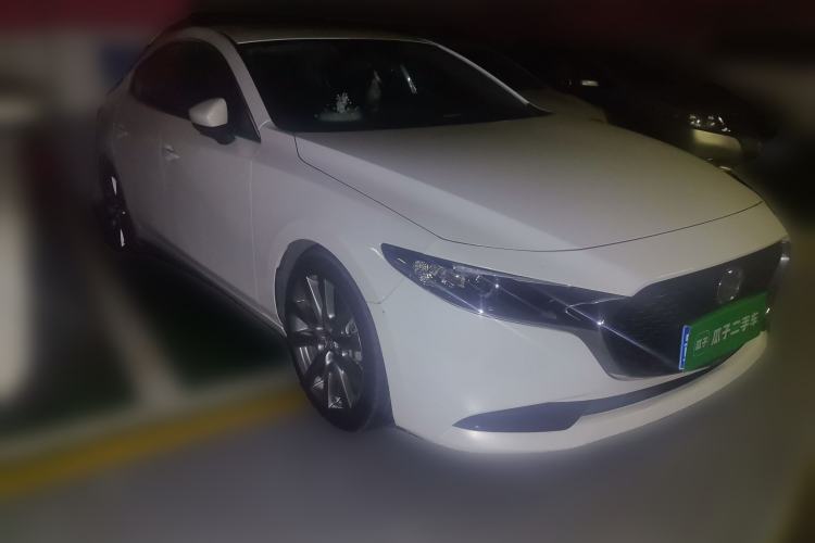 Used Mazda 3 Axela 2020 2.0L Automatic Zhiya Edition Front Right 45 Deg