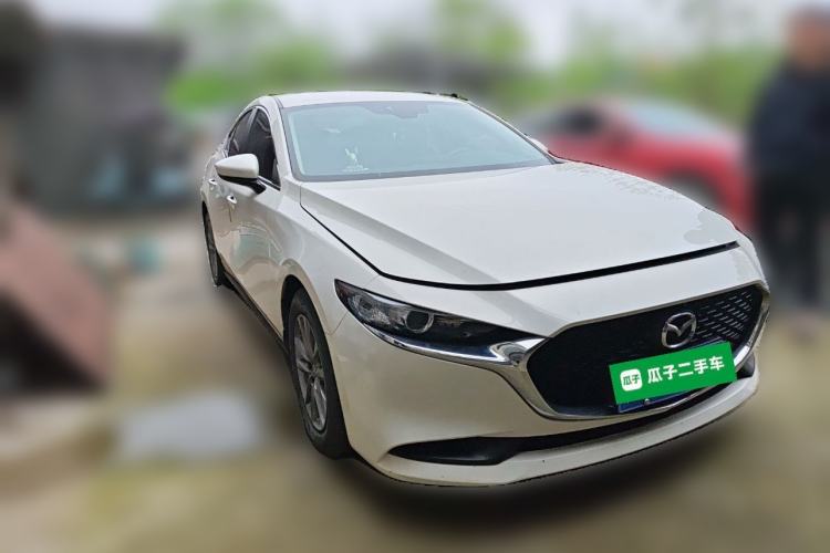 Used Mazda 3 Axela 2020 1.5L Automatic ZhiMei Edition Front Right 45 Deg