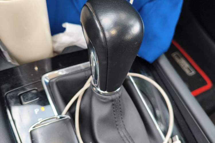 Used Mazda 3 Axela 2020 2.0L Automatic Zhiya Edition Gear Lever