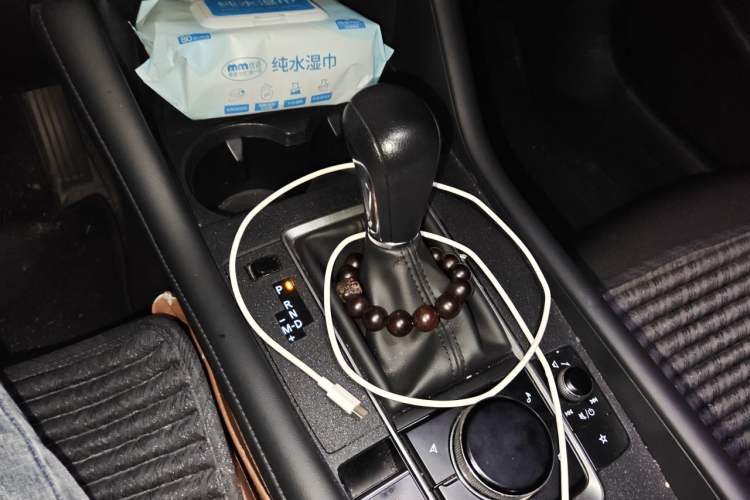 Used Mazda 3 Axela 2020 1.5L Automatic ZhiMei Edition Gear Lever