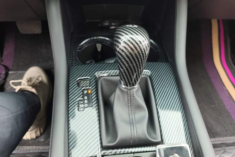 Used Mazda 3 Axela 2020 1.5L Automatic ZhiMei Edition Gear Lever