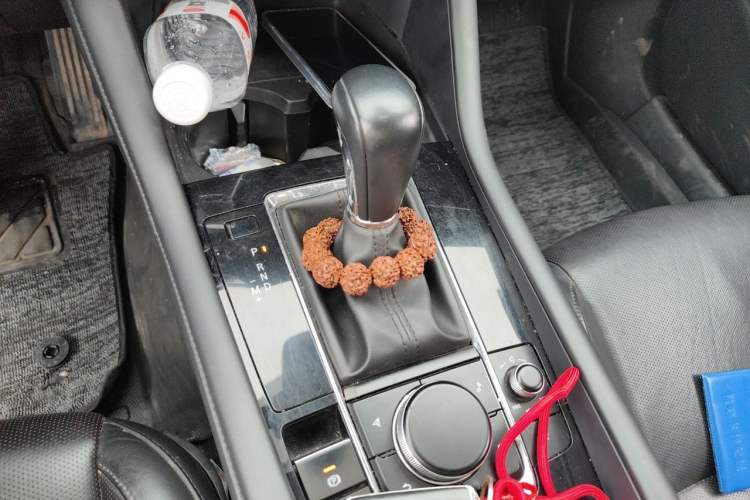 Used Mazda 3 Axela 2020 2.0L Automatic Zhiya Edition Gear Lever