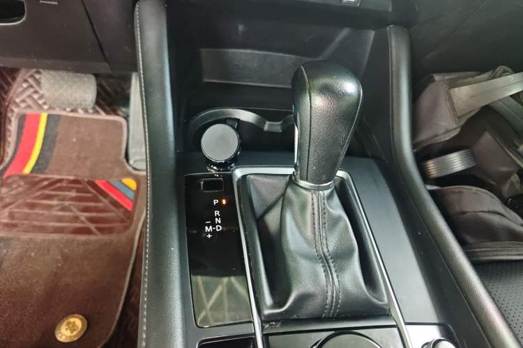 Used Mazda 3 Axela 2020 1.5L Automatic ZhiMei Edition Gear Lever