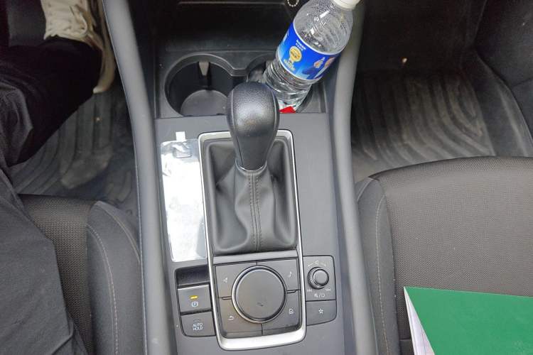 Used Mazda 3 Axela 2020 1.5L Automatic ZhiMei Edition Gear Lever